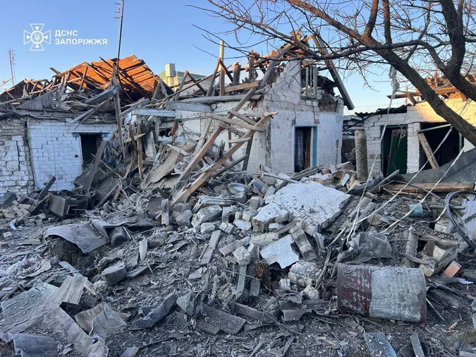 У Запоріжжі ворожі дрони атакували будинки: серед постраждалих – однорічна дитина (фото)