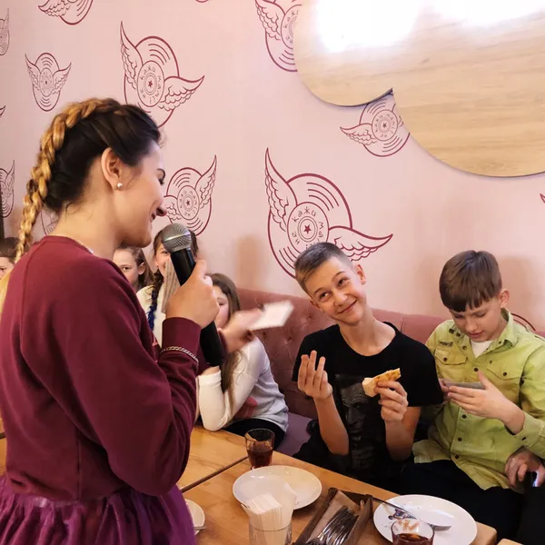 У «Промені» влаштовують дитячі вечірки «School party»*