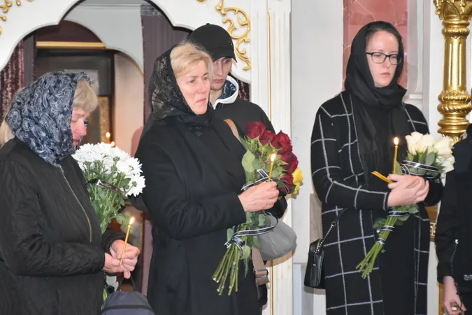 У Луцьку провели в останню дорогу Героя Ігоря Охремчука (фото)