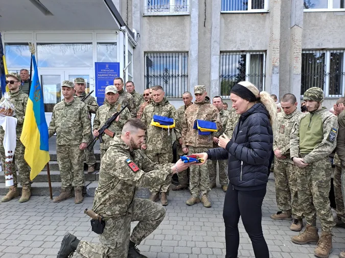 У Ковелі попрощалися із двома воїнами – Максимом Плотніковим та Русланом Фатхудіновим (фото)