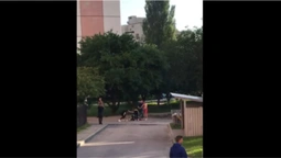 Під час масової бійки в Луцьку підліткові встромили в спину ніж (відео)