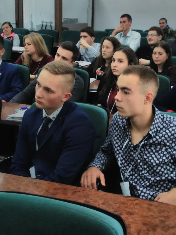 Луцьку молодь вчили, як бути депутатами міської ради