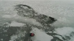 Пірнув у воду та зник: загибель дніпрянина зняли на відео (18+)