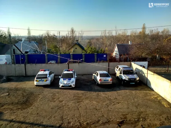 Рація, «броніки» та 100 запитань: луцькі школярі відвідали управління патрульної поліції (фото)