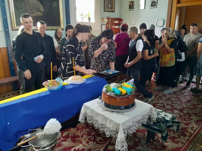 У Луцькому районі попрощалися із воїном Вадимом Бортніком (фото)