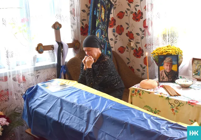 На Любешівщині провели в останню дорогу полеглого воїна Руслана Русила (фото)