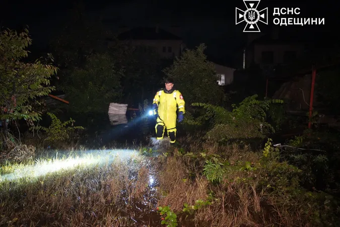Внаслідок потужної зливи в Одесі загинули 9 людей, серед них – дитина (фото)