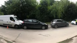 Ефект доміно: у Луцьку в ДТП потрапили одразу три автівки (фото)