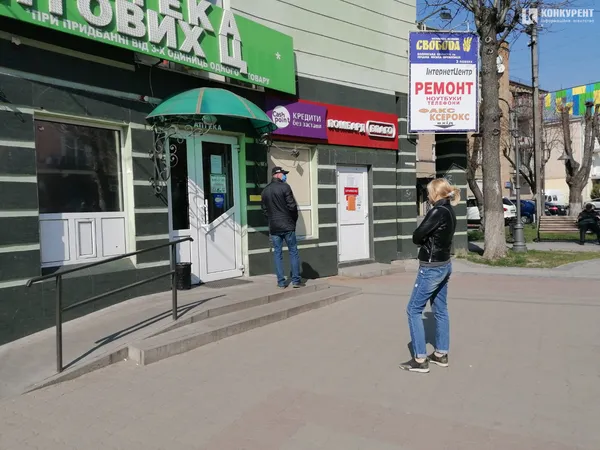 Маски і респіратори: де купити у Луцьку