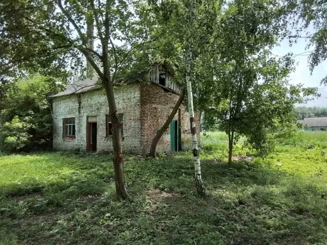 У Луцькому районі мало не продали школу (фото)