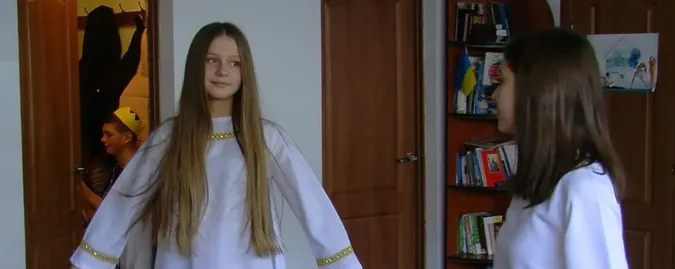 Розповіли, як у Луцьку творять різдвяний вертеп