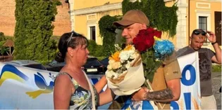 Повернувся додому через 4 роки полону: у Луцьку зустріли воїна Олександра Пришка (фото)