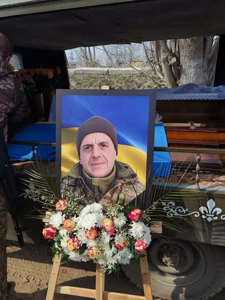 На Волині попрощались з Героєм Романом Іванушком (фото)