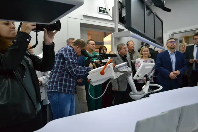 Ковельська лікарня отримала новітнє обладнання для обстежень і операцій