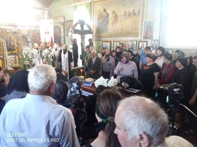 Залишилось двоє синів: у Колківській громаді попрощалися із Героєм Іваном Соколом (фото)