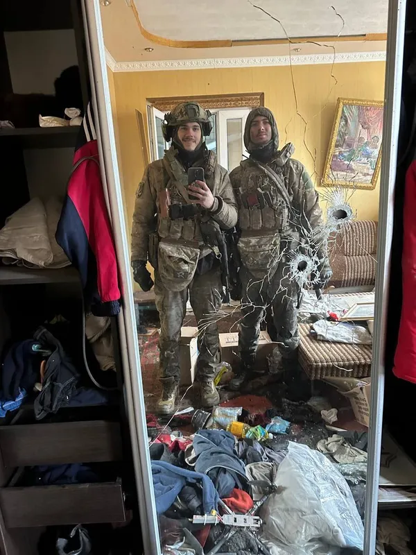 Двоє 20-річних друзів з Луцька розповіли, як пережили 75 днів облоги Вовчанська (відео)