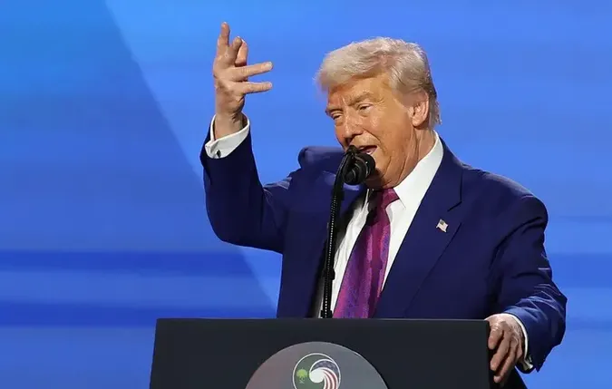 Трамп оголосив про припинення вогню між Ізраїлем та Іраном