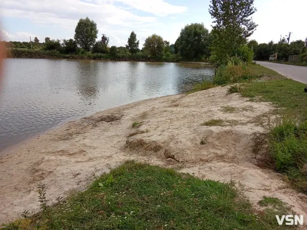 На Волині пересихають колодязі: люди ходять по воду до сусідів, а річки міліють (фото)