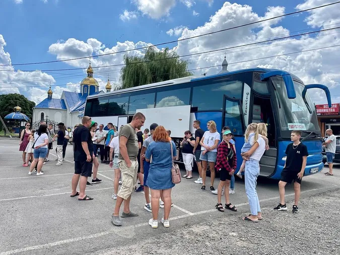 Школярі з Волині поїхали на відпочинок до Литви (фото)