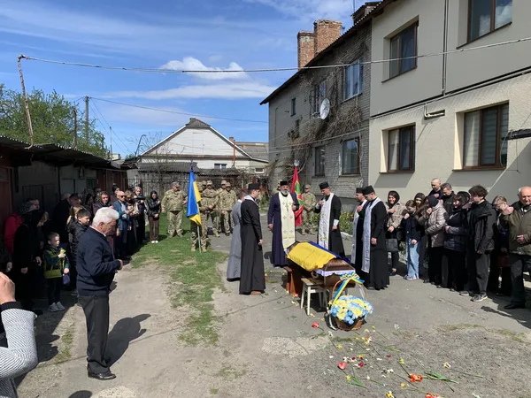 На Волині в останню путь провели Героя Олександра Каленюка (фото)