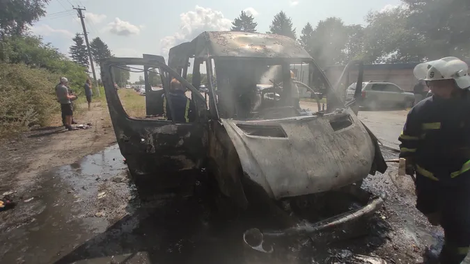 На Горохівщині згорів Mercedes-Benz (фото)