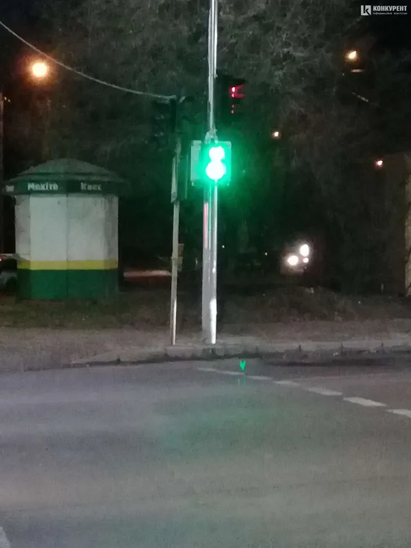 У Луцьку на перехресті Львівської – Городецької запустили новий світлофор (фото)