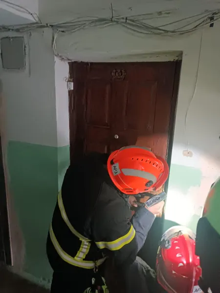 У Луцьку рятувальники прийшли на допомогу літній жінці (фото)