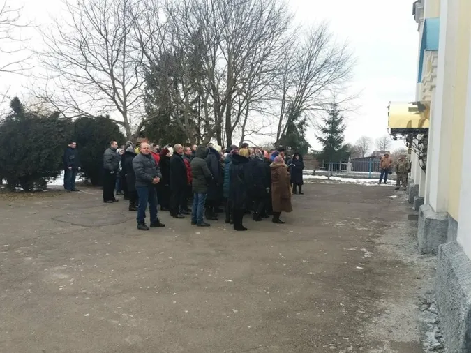 Відбулося перше богослужіння після стрілянини у жидичинській Свято-Миколаївській церкві (фото)