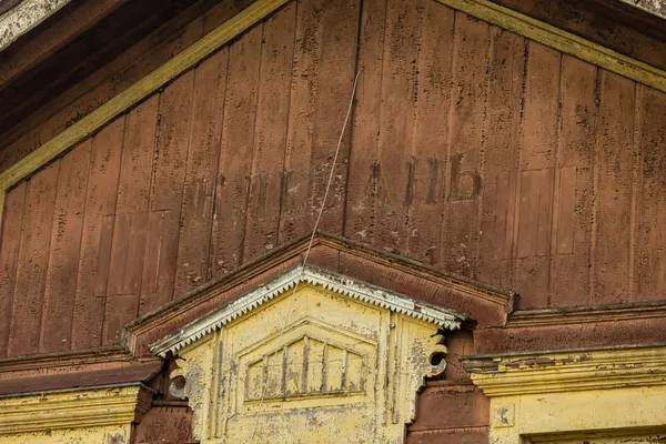 За 50 км від Луцька зберігся один із найстаріших дерев'яних вокзалів України (фото)