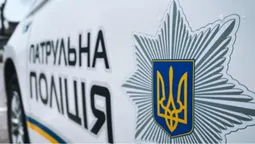 У Луцьку патрульні супроводили до лікарні авто з чоловіком у критичному стані (відео)
