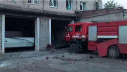 Порушили Женевську конвенцію: окупанти обстріляли пожежно-рятувальну частину на Донеччині (фото)