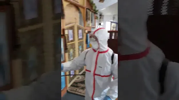 На Житомирщині продезінфікували церкву, в яку ходила жінка з коронавірусом (відео)