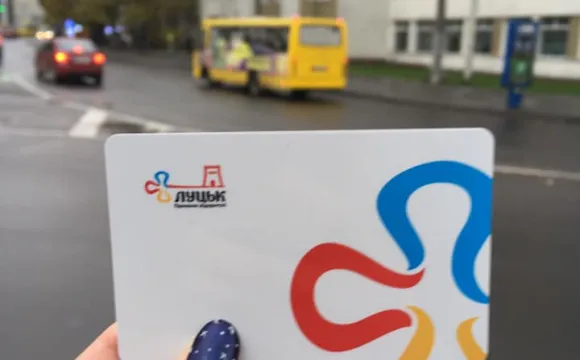 Жителям Луцької ОТГ почали видавати електронні квитки
