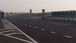 Що коїться на дорогах Волині після зими (фото)