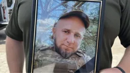 Понад рік тому загинув на Донеччині: на Волині попрощалися з Героєм Олегом Москалюком (фото)