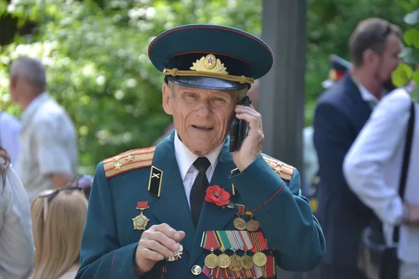 Мовчки та зі сльозами: у Луцьку вшанували пам'ять жертв Другої світової війни (фото)