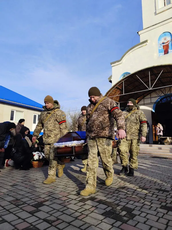 На Волині попрощалися з полеглим захисником Дмитром Трофімюком (фото)
