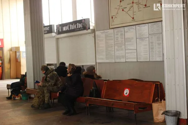 Зал очікування луцької автостанції