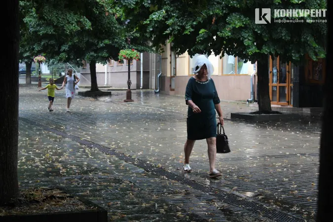 Мокрий Луцьк. Фоторепортаж із міста після дощу