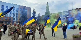 У Ковелі попрощалися із Захисником Петром Коломійчуком, який загинув у ДТП на Дніпропетровщині (фото)