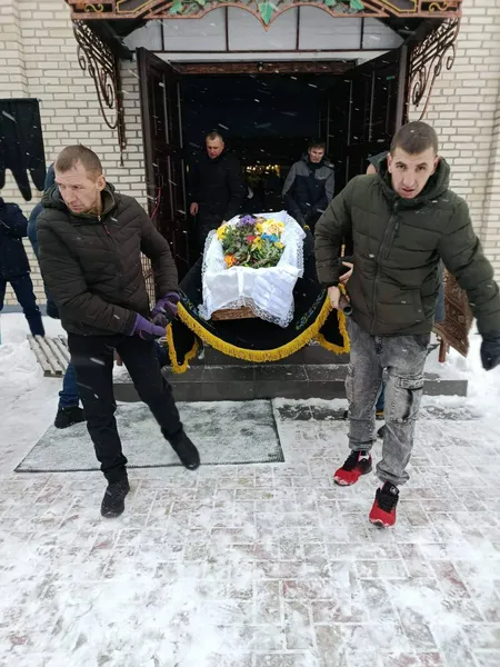 На Волині попрощались з Героєм Анатолієм Денисюком (фото)