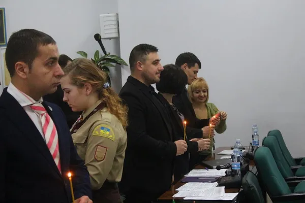 Голосування «під ялинку»: остання сесія Луцькради у 2016 році