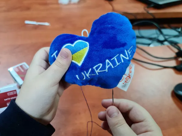 У Липинах дітям військовослужбовців влаштували екскурсію в країну іграшок (фото)