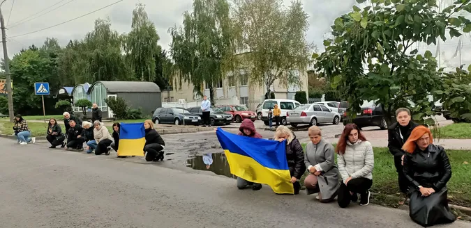 Лишилось пʼять дітей: на Волині попрощалися з Сергієм Климчуком (фото)