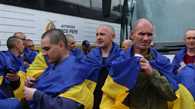 В Україну повернули ще 307 військовополонених (фото)