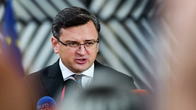 Кулеба назвав умову Росії для завершення війни в Україні