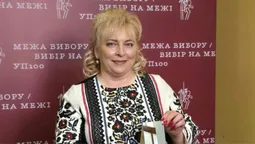 Луцькій волонтерці, якій заборонили перевозити загиблих бійців, вручили престижну премію