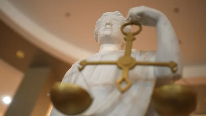 Підприємства через суд змусили заплатити за користування землею на Волині