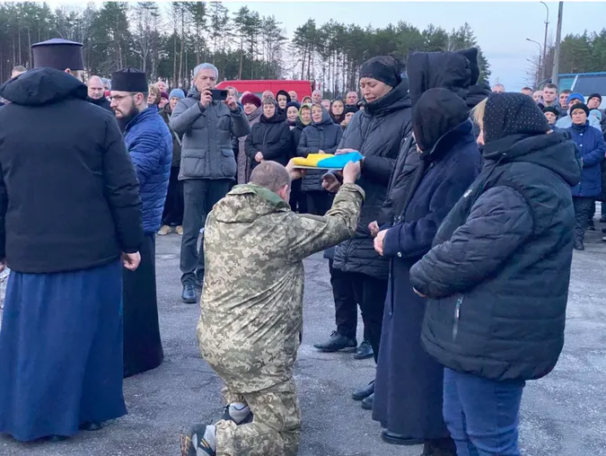 На Волині попрощалися із молодим воїном Петром Поліщуком (фото)