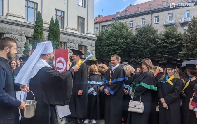 У Луцьку відбувається інавгурація першокурсників Лесиного вишу (фото, відео)